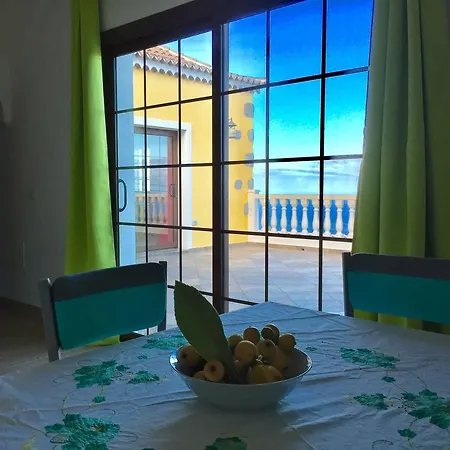 Costa House Nyaraló Monte de Breña