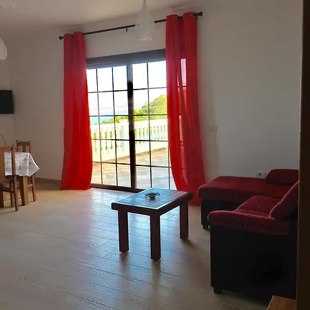 Nyaraló Costa House