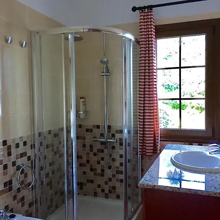 Costa House Nyaraló Monte de Breña